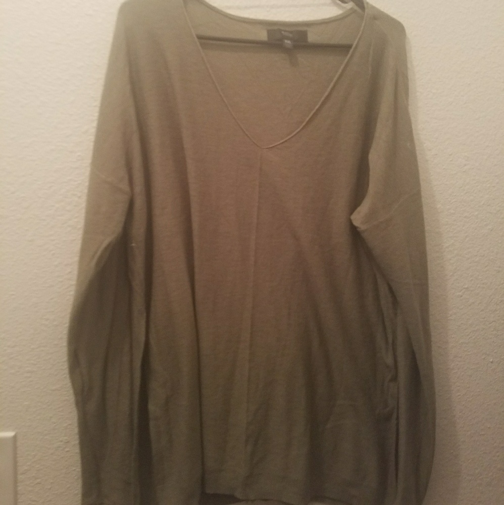 Dark green top
